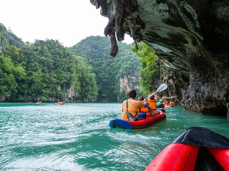 Phang Nga Bay Sea Canoe Twilight Tour